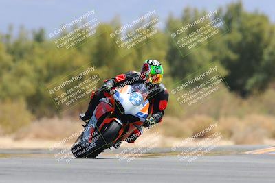 media/Apr-09-2023-SoCal Trackdays (Sun) [[333f347954]]/Turn 7 (1135am)/